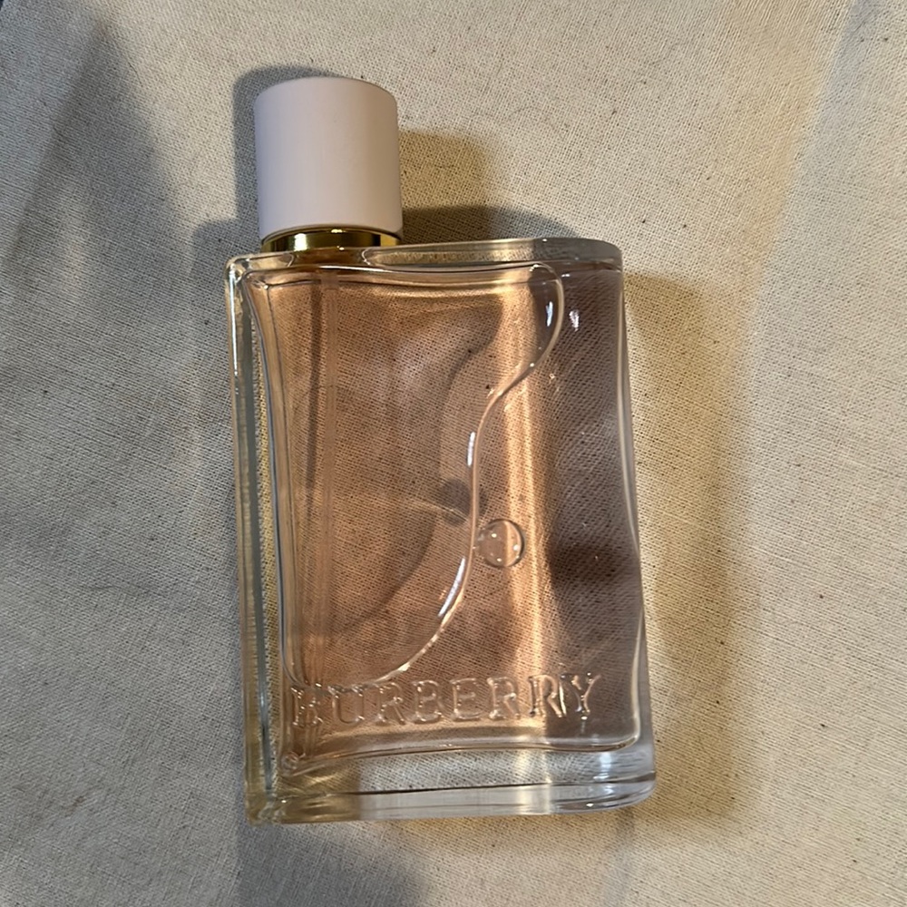 Burberry Eau de Parfum Her